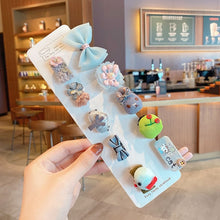 Load image into Gallery viewer, Bella's barrette bling