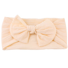 Load image into Gallery viewer, Bella's buns