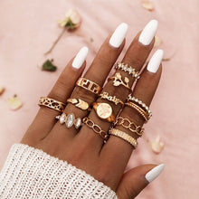 Load image into Gallery viewer, Her majesties I'm unique rings
